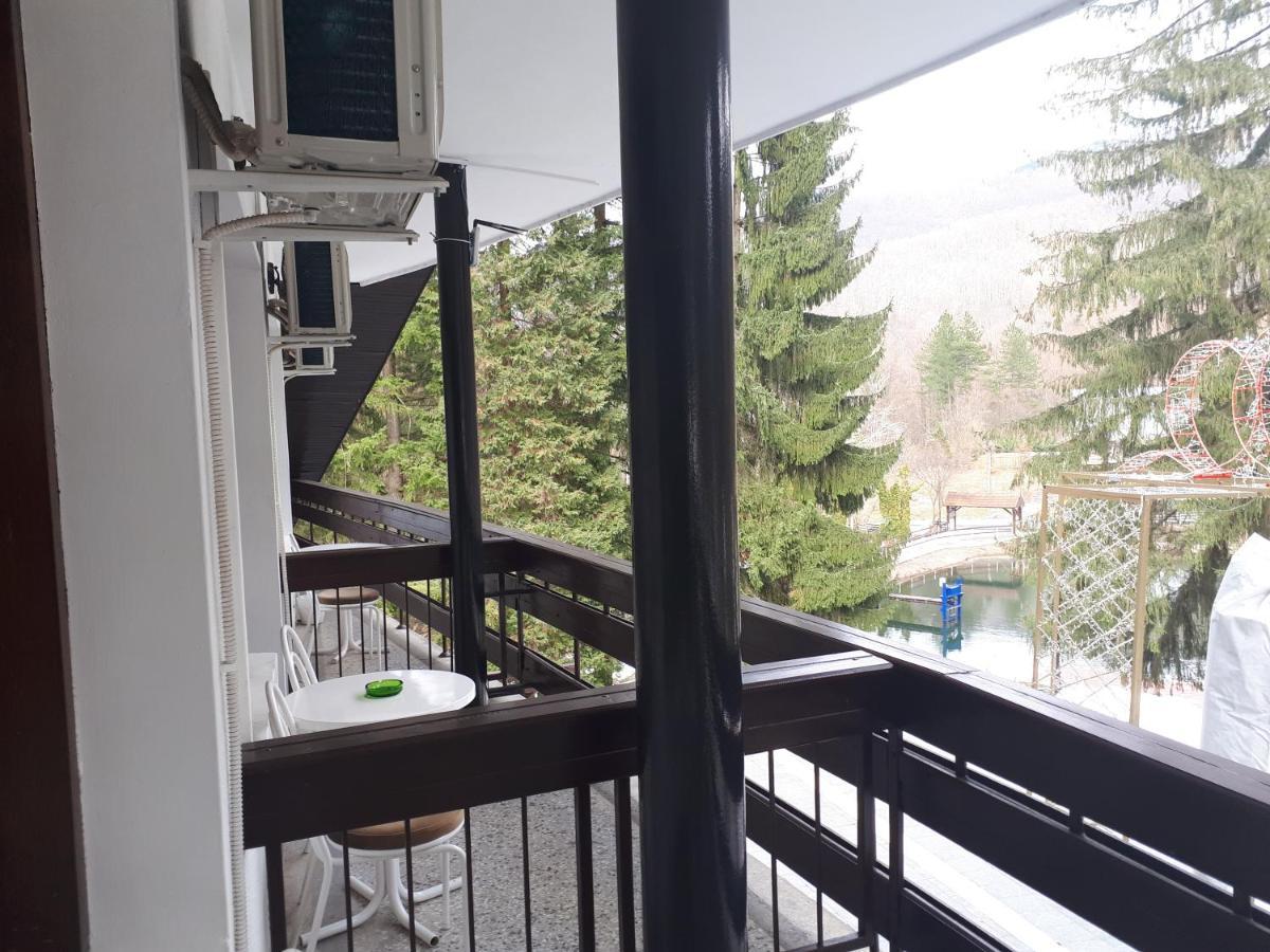 Hotel Trayal Kruševac Exterior foto